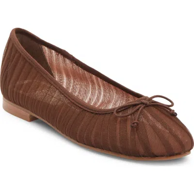 Dolce Vita Cianna Ballet Flat In Brown