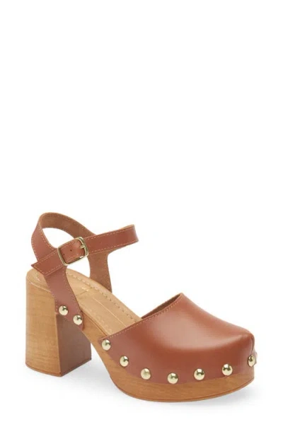 Dolce Vita Clover Ankle Strap Platform Clog In Brown