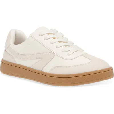 Dolce Vita Dv By  Voyage Sneaker In Beige