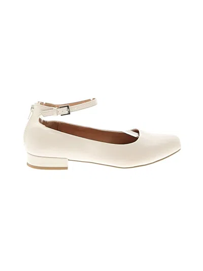 Pre-owned Dolce Vita Flats In Ivory