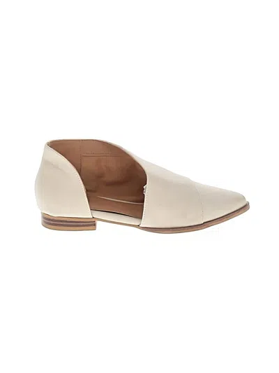 Pre-owned Dolce Vita Flats In Ivory