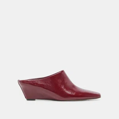 Dolce Vita Hilah Wedge Pump In Red