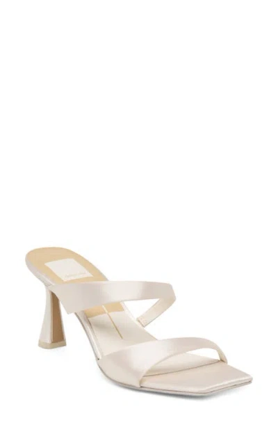 Dolce Vita Icelyn Slide Sandal In White