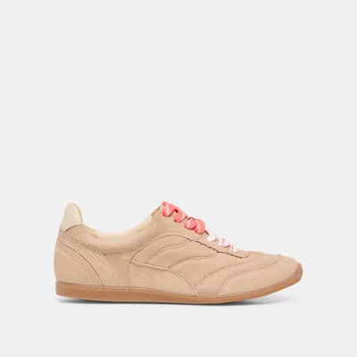 Dolce Vita Laini Sneakers Camel Suede In Nude