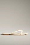 Dolce Vita Lucca Thong Sandals In Multi