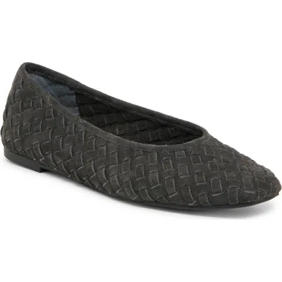 Dolce Vita Mycah Wovan Flat In Black