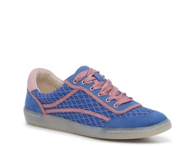 Dolce Vita Noland Sneaker In Blue