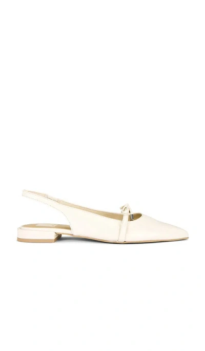 Dolce Vita Payge Flat In White
