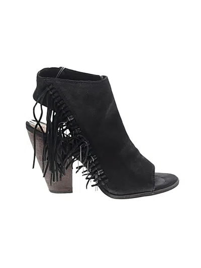 Pre-owned Dolce Vita Sandals In Black
