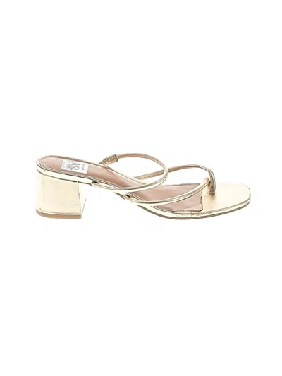 Pre-owned Dolce Vita Sandals In Gold