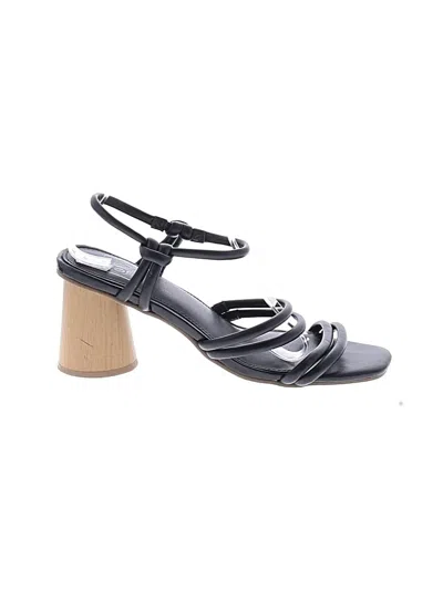 Pre-owned Dolce Vita Sandals In Gray