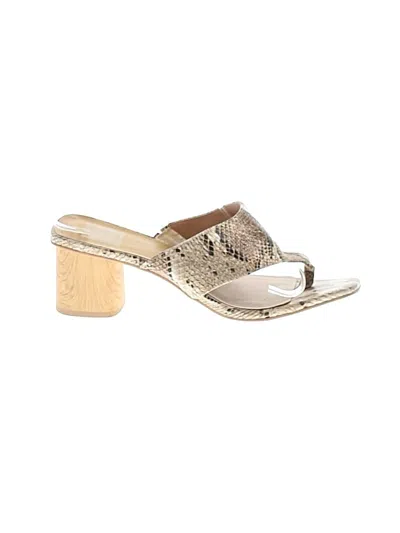 Pre-owned Dolce Vita Sandals In Ivory