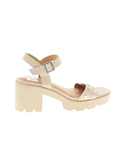 Pre-owned Dolce Vita Sandals In Ivory