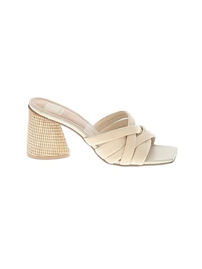 Pre-owned Dolce Vita Sandals In White