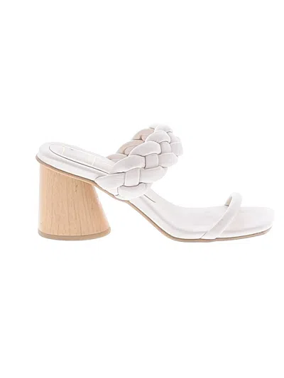 Pre-owned Dolce Vita Sandals In White