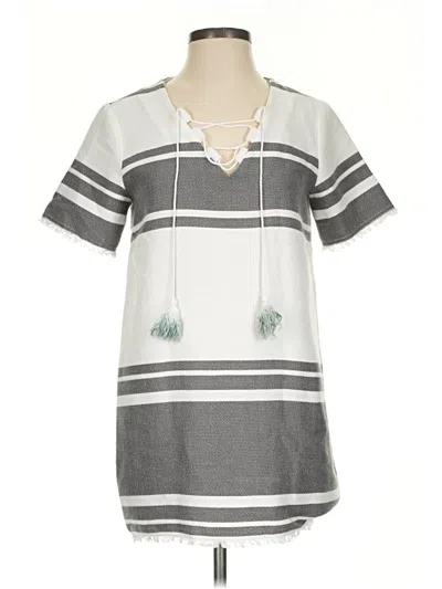 Pre-owned Dolce Vita Short Sleeve Top Gray Stripes Pattern V-neck Tops