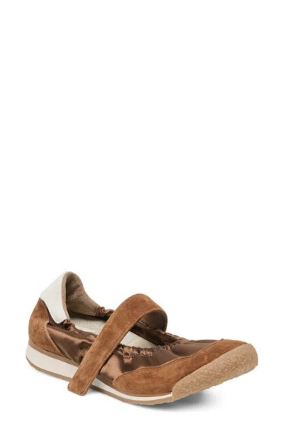 Dolce Vita Spruce Mary Jane Sneaker In Brown