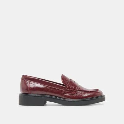 Dolce Vita Tiggy Loafers Oxblood Crinkle Patent In Burgundy