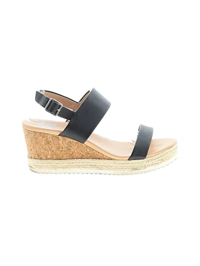 Pre-owned Dolce Vita Wedges In Black