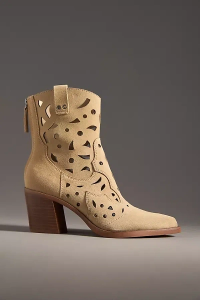 Dolce Vita Zenobi Cutout Western Ankle Boots In Brown