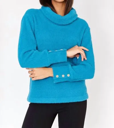 Dolcezza Knit Pullover Sweater In Teal In Blue