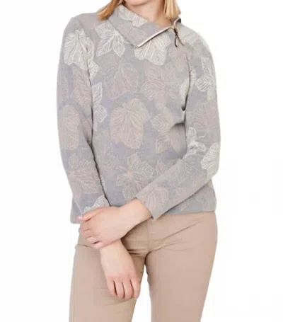 Dolcezza Leaf Print Long Sleeve Knit Pullover Sweater In Grey Multi In Animal Print