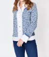 Dolcezza Letter Print Blouse In Blue In Blue