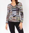 DOLCEZZA MIXED ANIMAL PRINT V-NECK TOP IN A/S