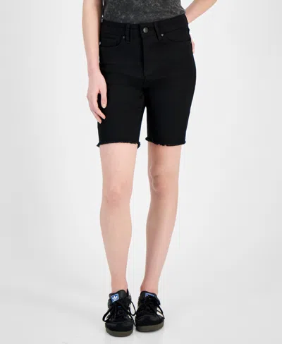 Dollhouse Juniors' High-rise Frayed-hem Midi Shorts In Black