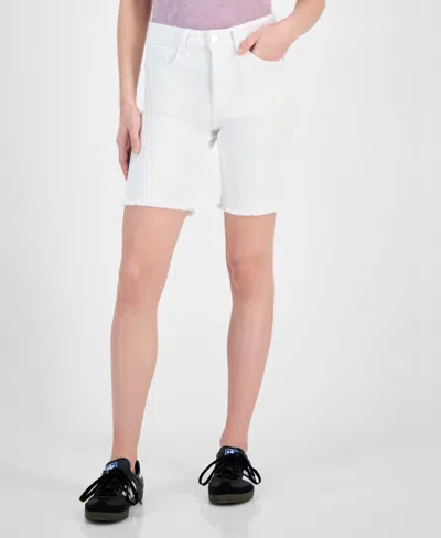 Dollhouse Juniors' High-rise Frayed-hem Midi Shorts In White
