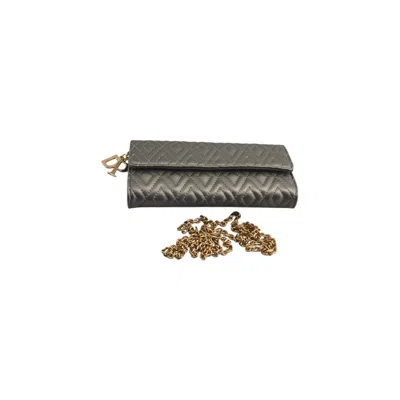 Dolores Promesas Women's Silver Dual Star Clutch