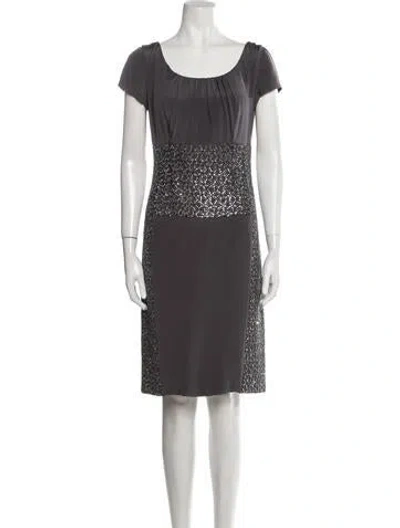 Pre-owned Donald Deal Lace Pattern Knee-length Dress In Gray
