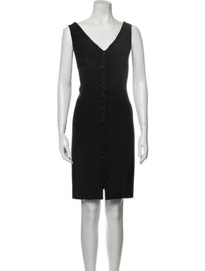 Pre-owned Donald Deal V-neck Knee-length Dress In Black