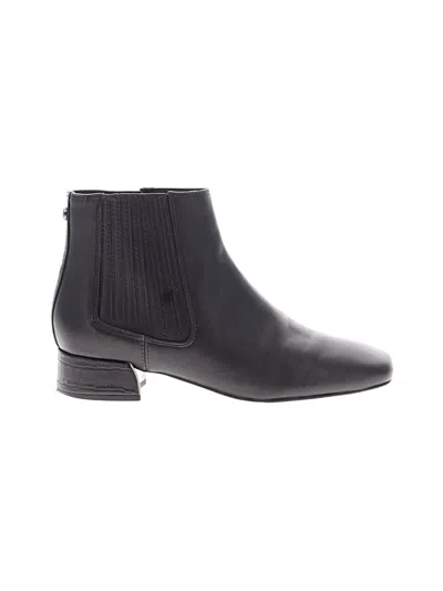 Pre-owned Donald J Pliner Ankle Boots In Black