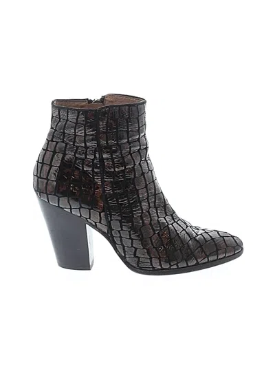 Pre-owned Donald J Pliner Ankle Boots In Black