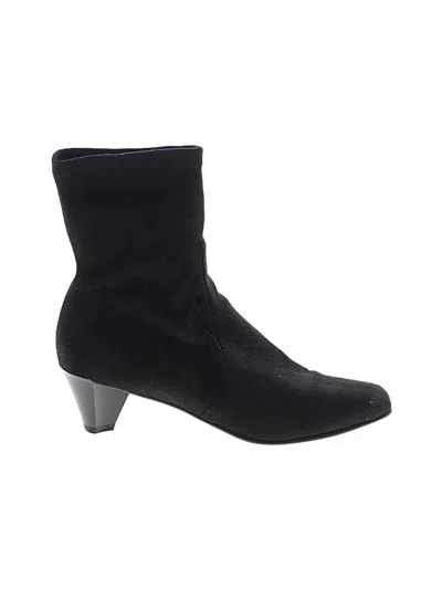 Pre-owned Donald J Pliner Boots In Black