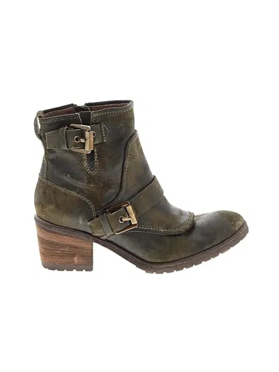 Pre-owned Donald J Pliner Boots In Green