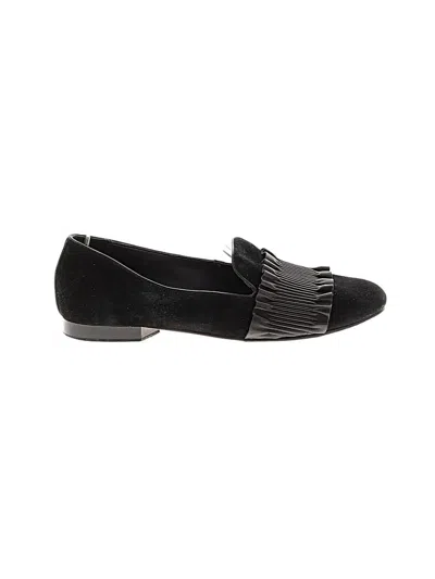 Pre-owned Donald J Pliner Flats In Black