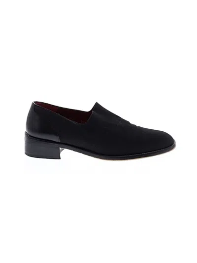Pre-owned Donald J Pliner Flats In Black