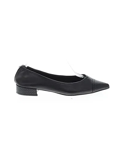 Pre-owned Donald J Pliner Flats In Black