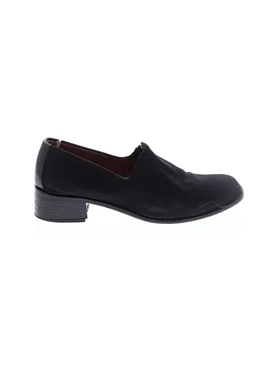 Pre-owned Donald J Pliner Flats In Black