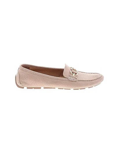 Pre-owned Donald J Pliner Flats In Tan