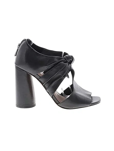 Pre-owned Donald J Pliner Heels In Black