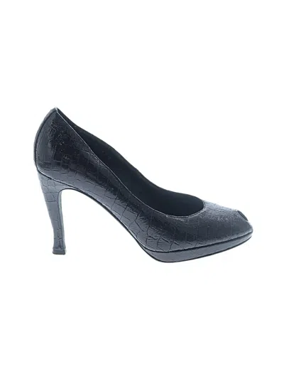 Pre-owned Donald J Pliner Heels In Black