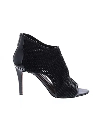 Pre-owned Donald J Pliner Heels In Black