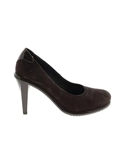 Pre-owned Donald J Pliner Heels In Brown