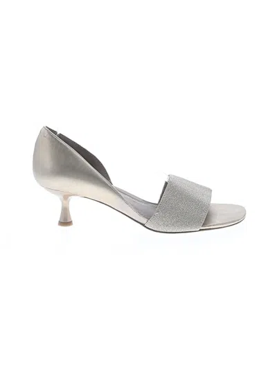 Pre-owned Donald J Pliner Heels In Gold
