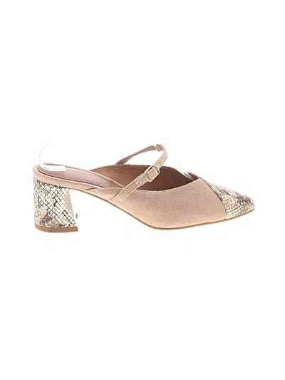 Pre-owned Donald J Pliner Heels In Ivory