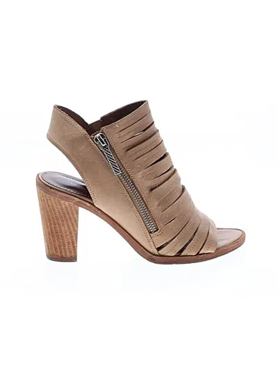 Pre-owned Donald J Pliner Heels In Tan