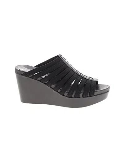 Pre-owned Donald J Pliner Wedges In Black